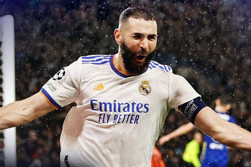 هاتريك بنزيما تقود ريال مدريد لتحقيق فوز كبير على تشيلسي