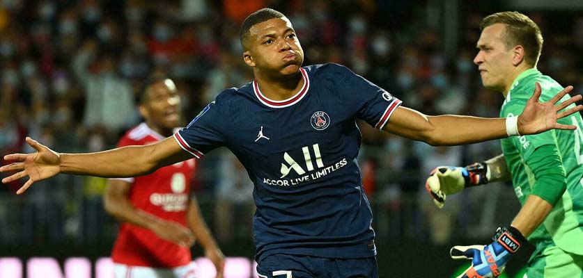 مبابي يقود PSG لتحقيق فوزه الثالث في الدوري الفرنسي على حساب بريست