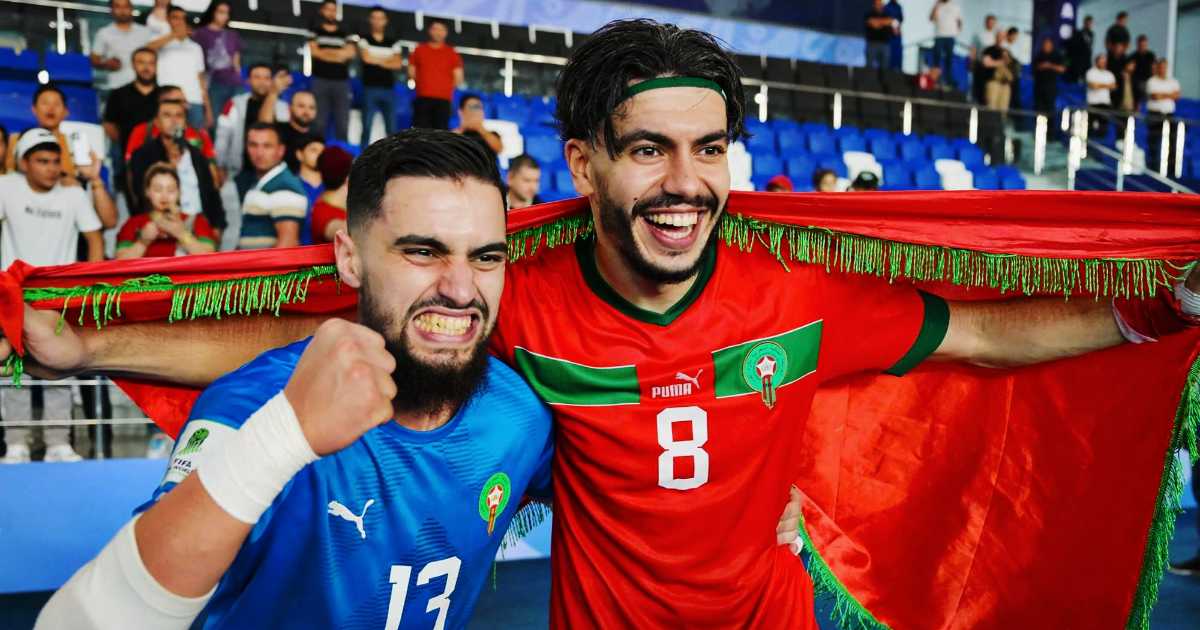 الشعراوي يتألق في مباراة إيران بكاس العالم داخل القاعة و يتوج أحسن لاعب في المباراة