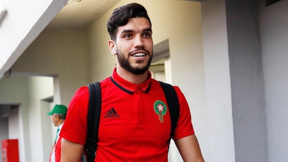 أزارو للأهلي : أريد جواز سفري