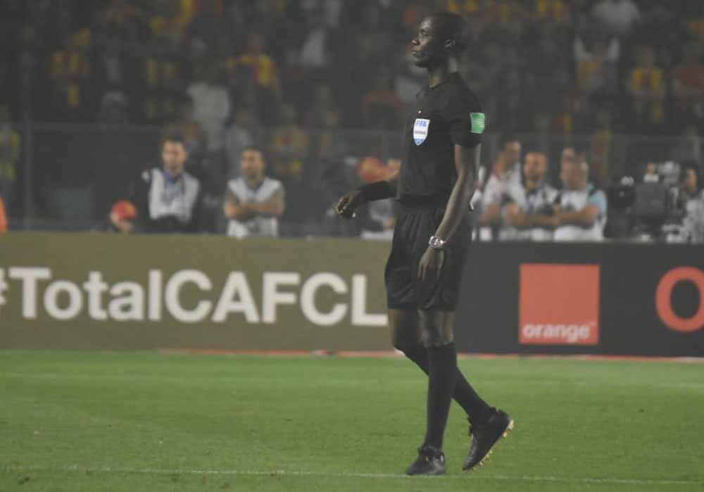 نافع بنعاشور : الحكم أخبر عمداء الفريقين أن "الفار" معطل