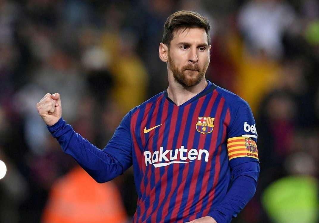 ميسي يتصدر قائمة أعلى 10 رياضيين أجرًا في العالم