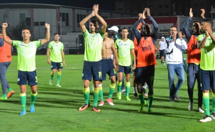 رسميا الدفاع الحسني الجديدي يتعاقد مع ثلاثة لاعبين