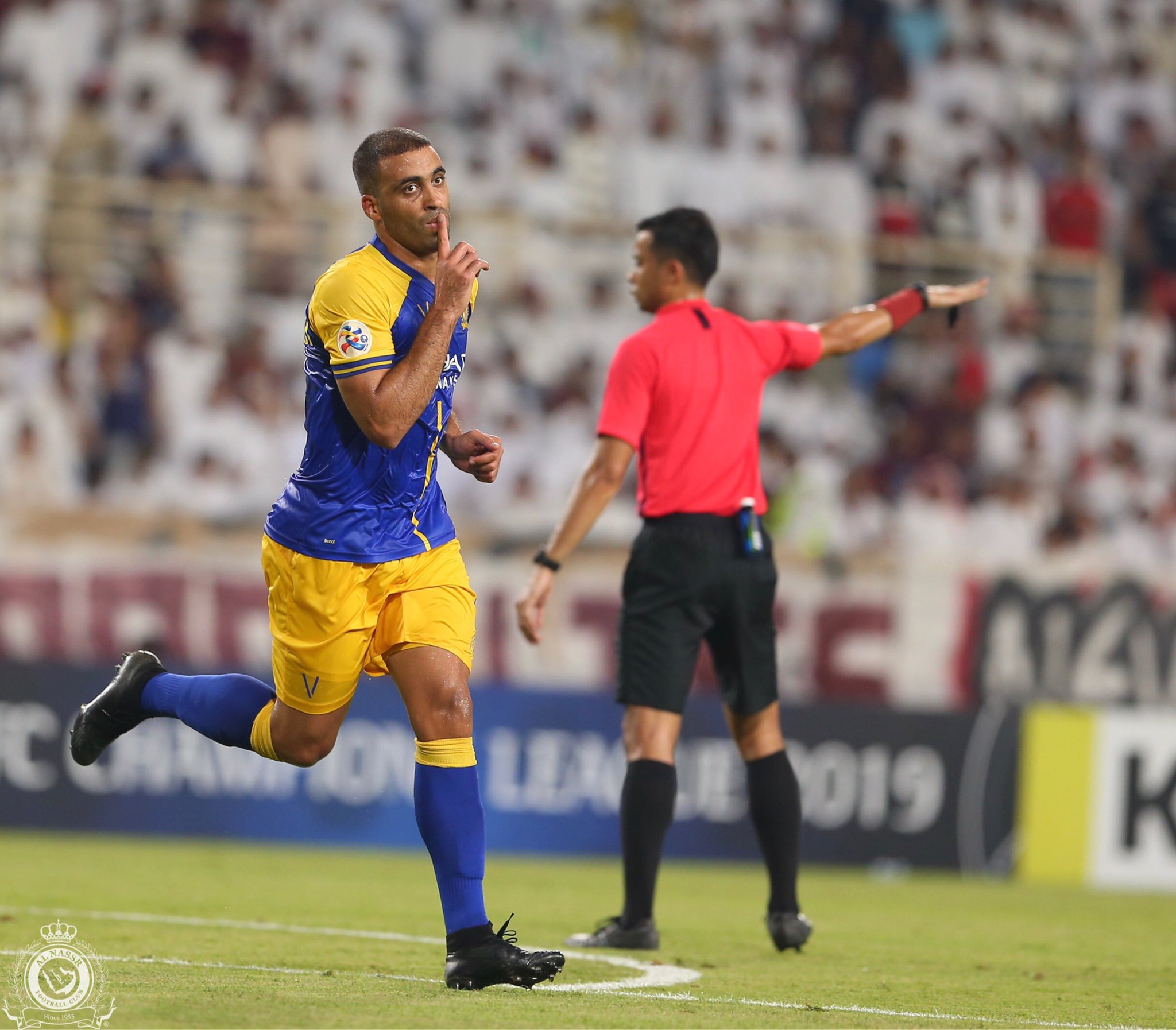 المغربي حمد الله يبطل فرحة العيد للإمارتيين ويعبر بفريقه لدور الربع