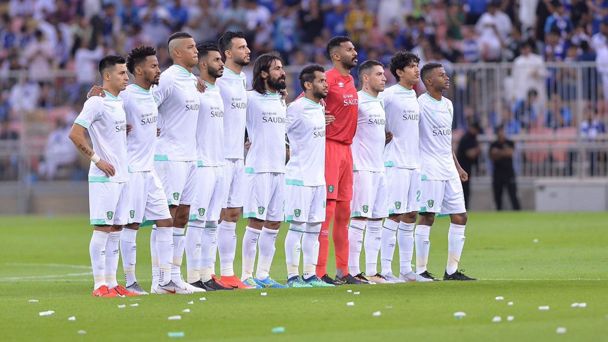 الأهلي السعودي يجهز لاعبيه لدعمه ضد كورونا