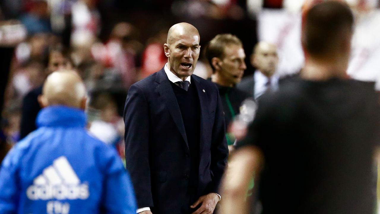 زيدان غاضب من لاعبي ريال مدريد بسبب مكالمة فيديو