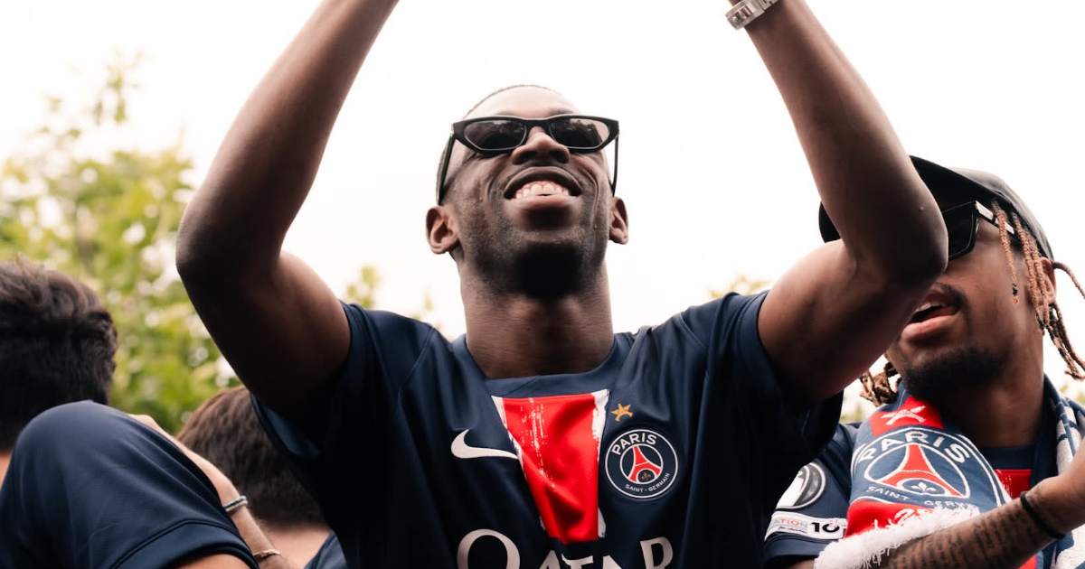 ديمبيلي يتوَّج بجائزة أفضل لاعب في دوري الأبطال