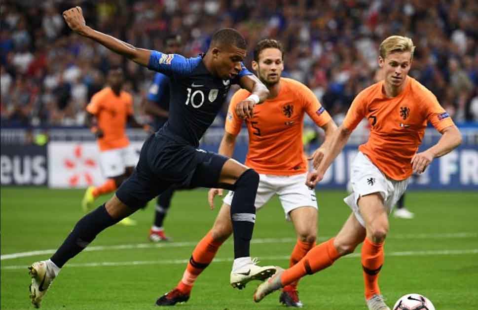 هولندا تفوز على أبطال العالم في تأكيد للعالم عن استعدادها للاقدم