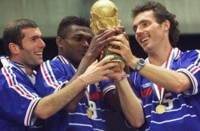 الاتحاد المغربي يفاوض حامل كأس العالم للإشراف على الأسود