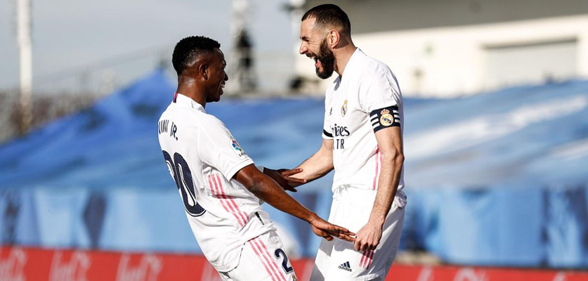 ريال مدريد يفوز على فالنسيا بهدفين دون رد في “لا ليغا” الإسابنية