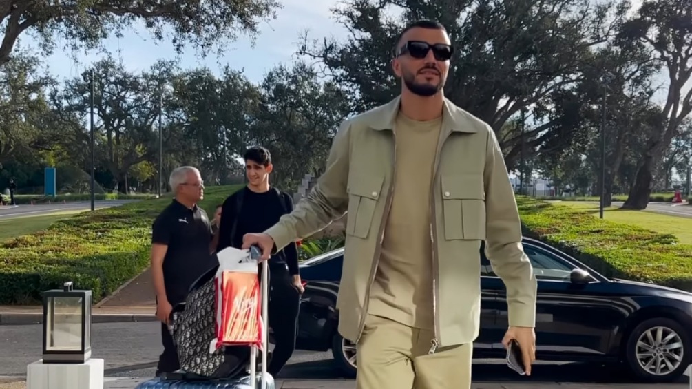 توافد لاعبي المنتخب المغربي لـ”مركب محمد السادس” استعدادا للدخول في معسكر تدريبي