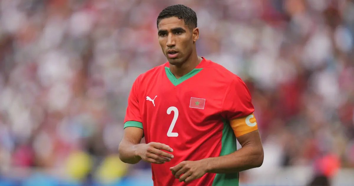 حكيمي يعبر عن خيبة أمله بعد خروج المنتخب المغربي الأولمبي من المنافسة على يد إسبانيا 1 حكيمي يعبر عن خيبة أمله بعد خروج المنتخب المغربي الأولمبي من المنافسة على يد إسبانيا