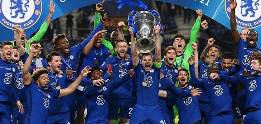 أزمة تشيلسي: “تسع لاعبين خارج النادي مجانا و ريال مدريد و برشلونة يستغلون الفرصة”