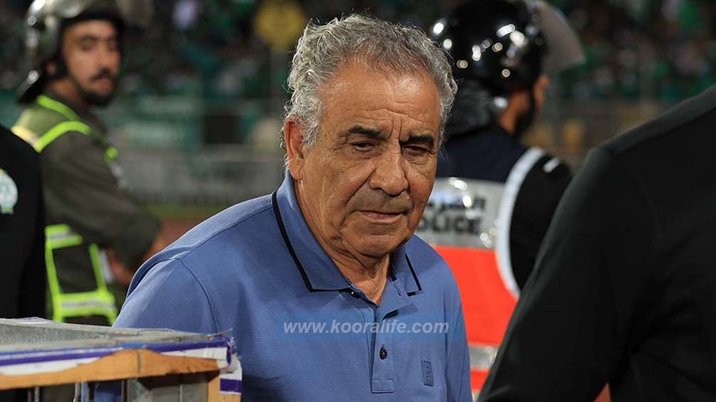 البنزرتي يشتكي عدم الانضباط في الوداد ويلمح إلى الرحيل بعد خسارة “الديربي” أمام الرجاء 