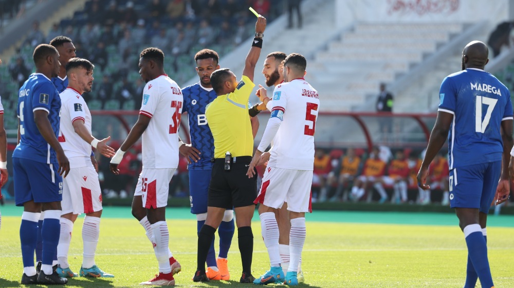 5zeooEAHJbVsmAYSpPSq96hvS1ZzWGHiakQBLeL2 ما الذي يملكه الوداد وطنيا و لا يملكه دوليا حتى يفشل في تجربتيهِ في كأس العالم للأندية؟