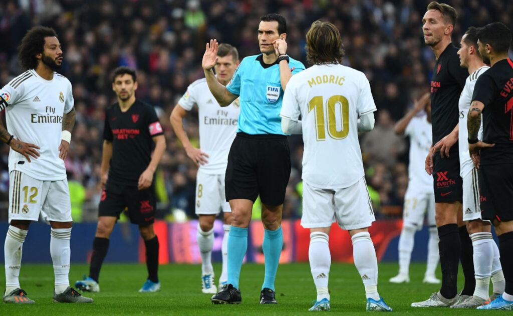 لقاء إشبيلية وريال مدريد الأبرز في انطلاق “ديسمبر” المزدحم