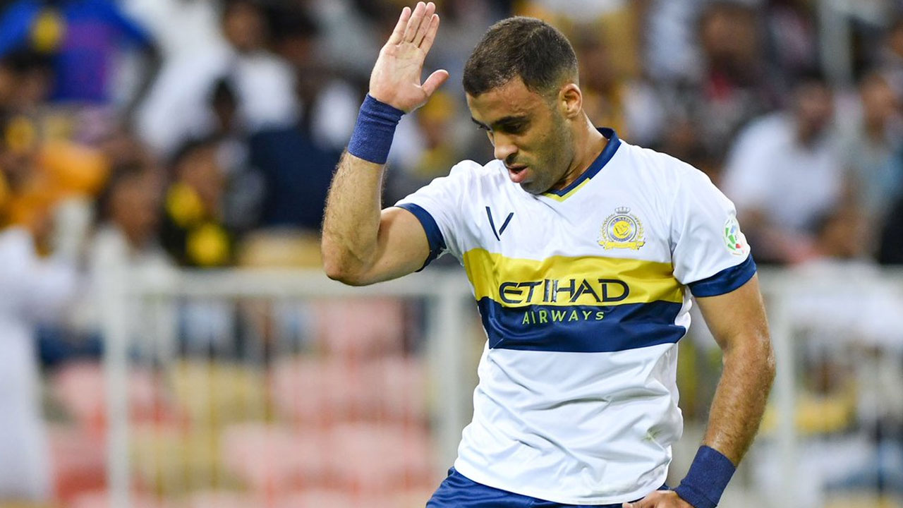 BI3P26W2EAaJU2U29uH04oAZ5LhHCdzknSRac5Ia "حمد الله" يضع خاليلوزيتش في وضعية صعبة