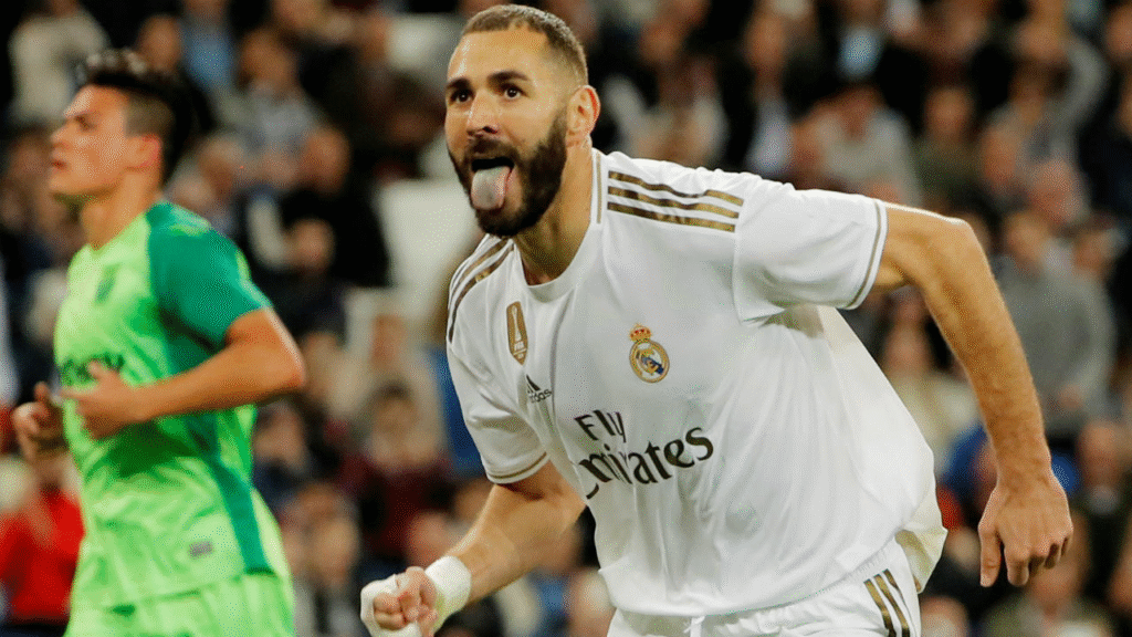 بنزيما : “ريال مدريد أفضل فريق في العالم..ومازال هناك العديد من المباريات في الليغا”