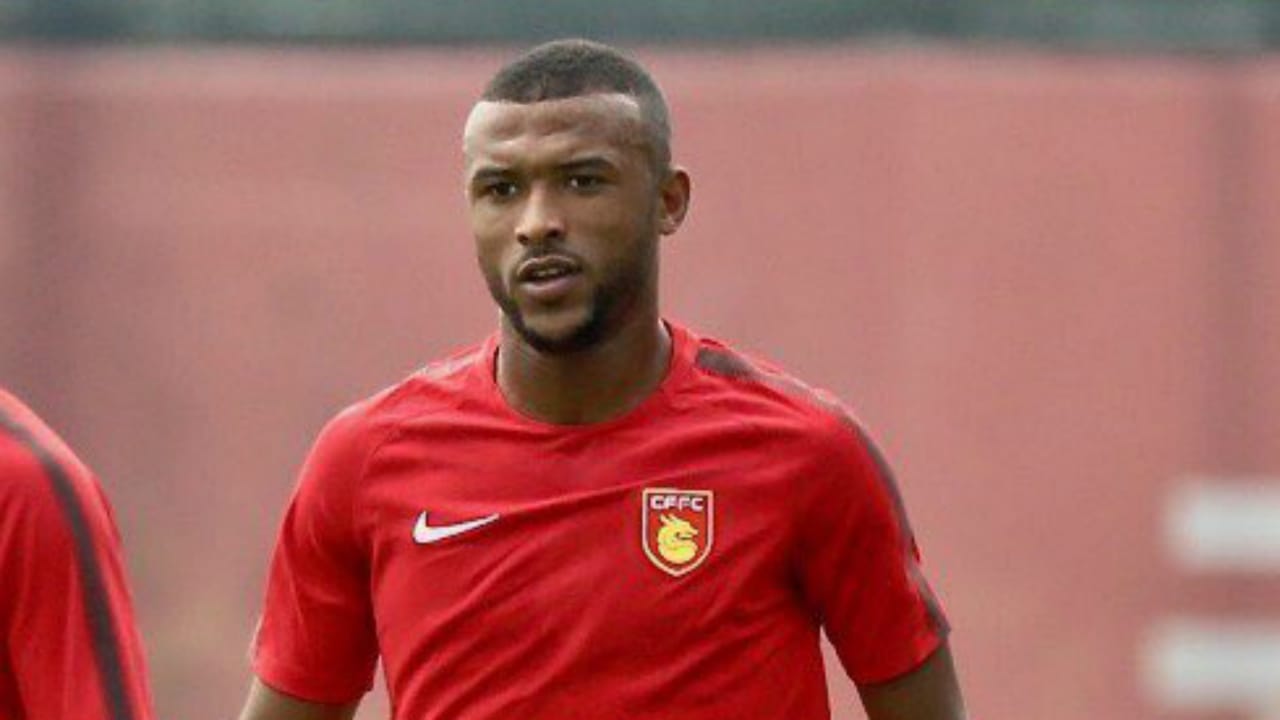 LpqiUXvrBNE6sOM3TT73dFflp9KNG4XSnuzgBAeX أيوب الكعبي يقترب من اللعب في الدوري السعودي