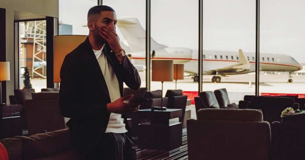 حكيم زياش يعيش توتراً متزايداً مع غلطة سراي ويفكر في خيارات انتقال جديدة