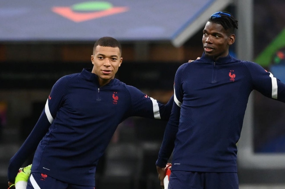 مبابي يتصل بـ بوغبا للكشف عن تصريحات أخيه