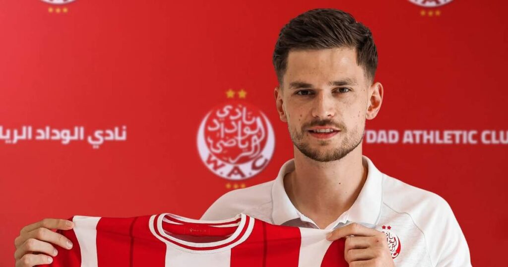 الوداد الرياضي يعزز صفوفه بالمدافع الهولندي بارت مايرز