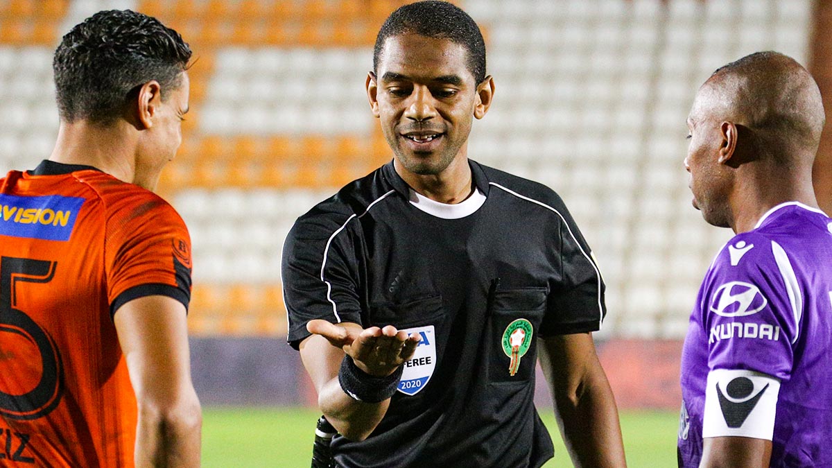 Q7mhsoSez7XV1iN8IYNw8O2wmentaLdJ3Ql5Ejyr الوداد يتصدر الدوري المغربي رغم الهزيمة أمام بركان