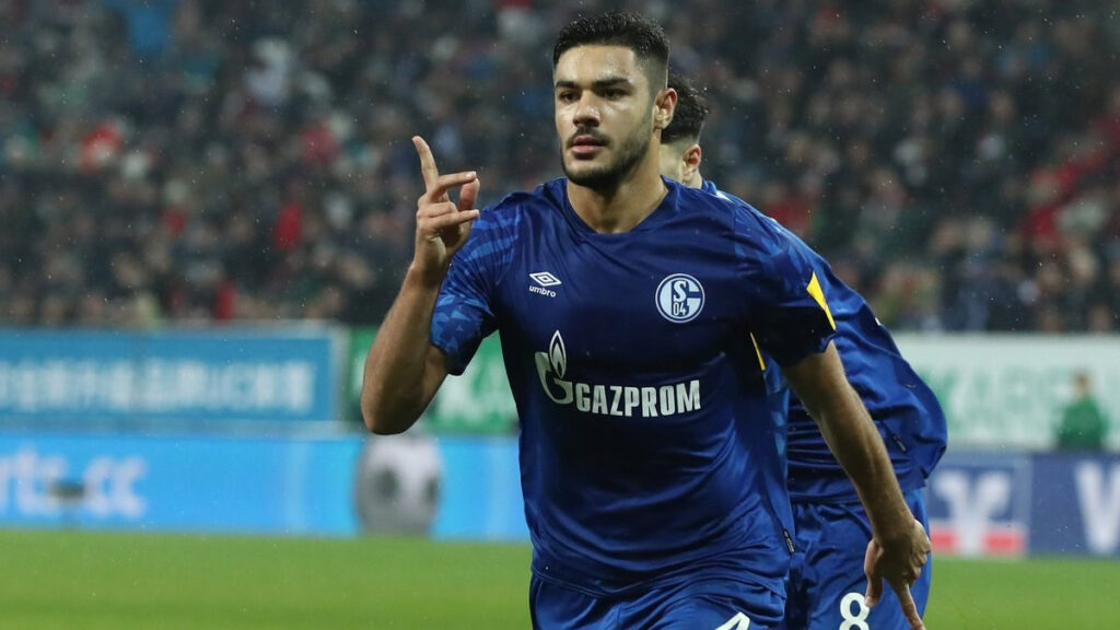 الإتحاد الألماني يفتح تحقيقا في قضية بصق متعمد من لاعب شالكه