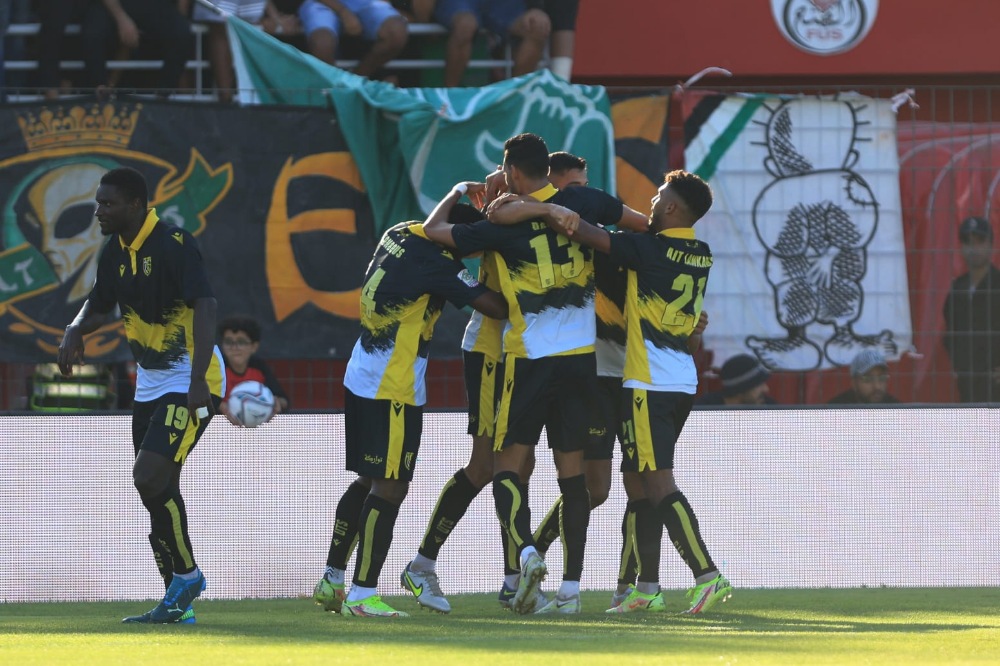 اتحاد تواركة يحصد أولى نقاطه بعد الفوز على الرجاء الرياضي