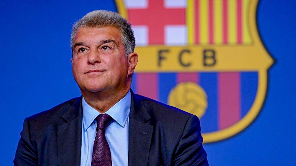 “يويفا” يعاقب برشلونة بسبب انتهاكه قواعد الرقابة المالية