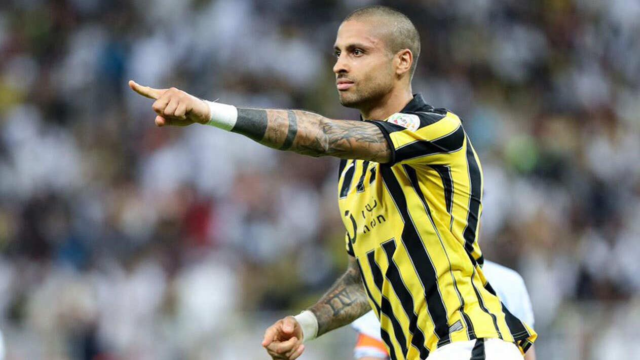 ZvYwDpWBMddughiu8ManCPl3uDu4nLOeH8A7f09J داكوستا وبريجوفيتش يطالبان بالرحيل عن الإتحاد