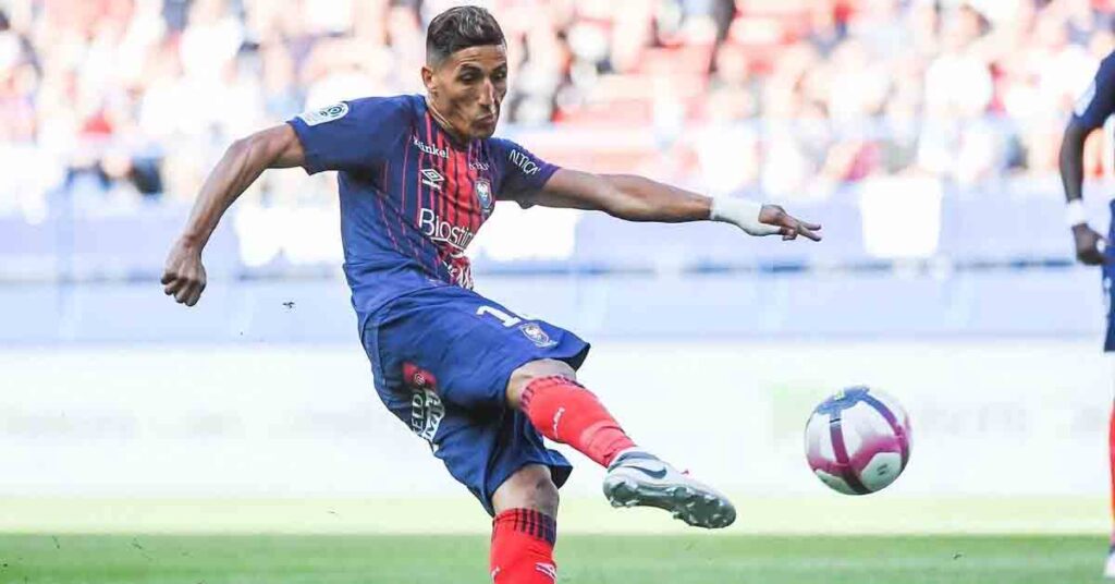 المغربي فيصل فجر يعيد كاين لسكة الانتصارات