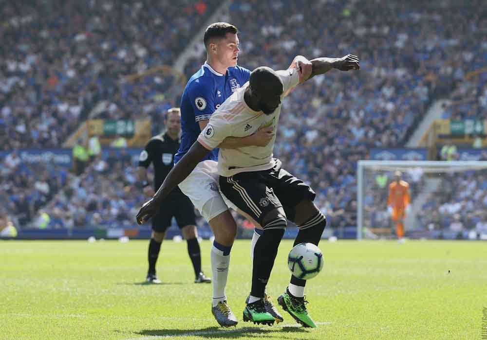 article 1555858494 ايفرتون يقسو على مانشستر يونايتد برباعية ويعقد مهمته في التأهل إلى دوري الأبطال