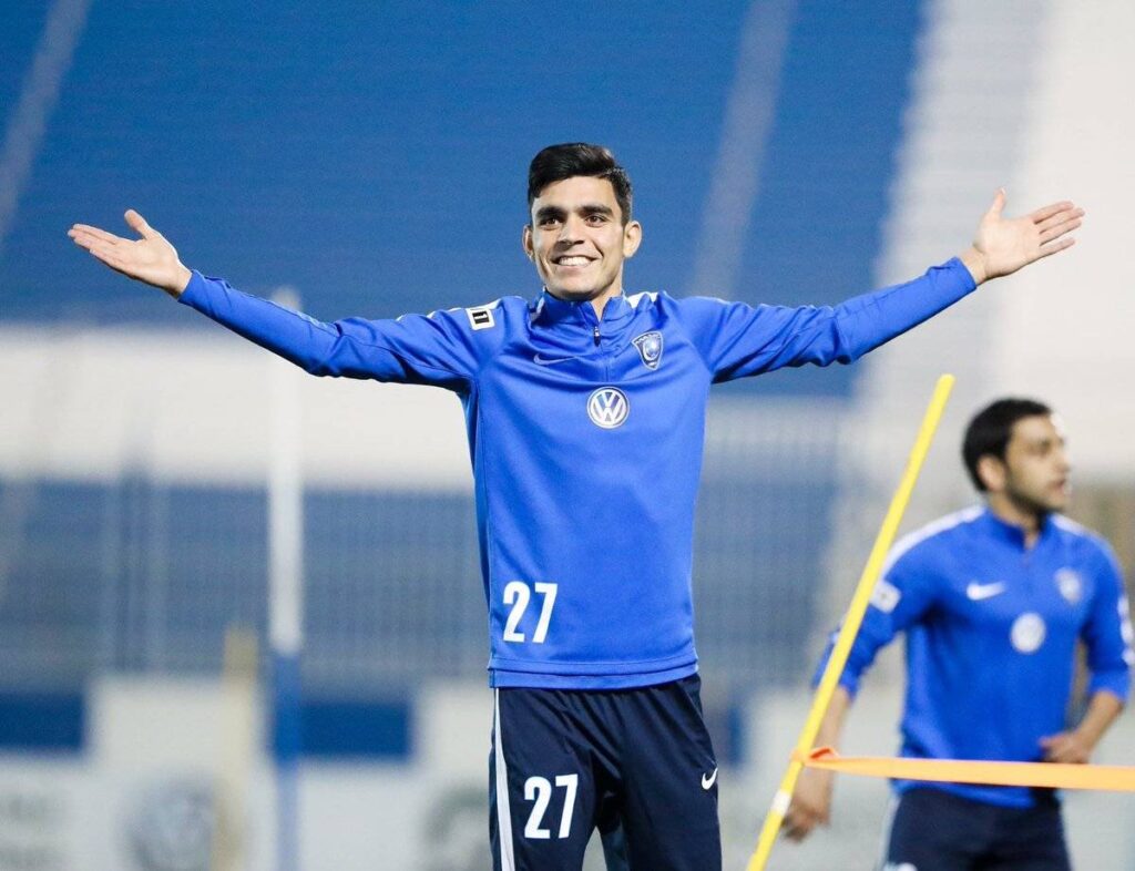 أشرف بنشرقي قد يصبح الأغلى في الدوري المصري
