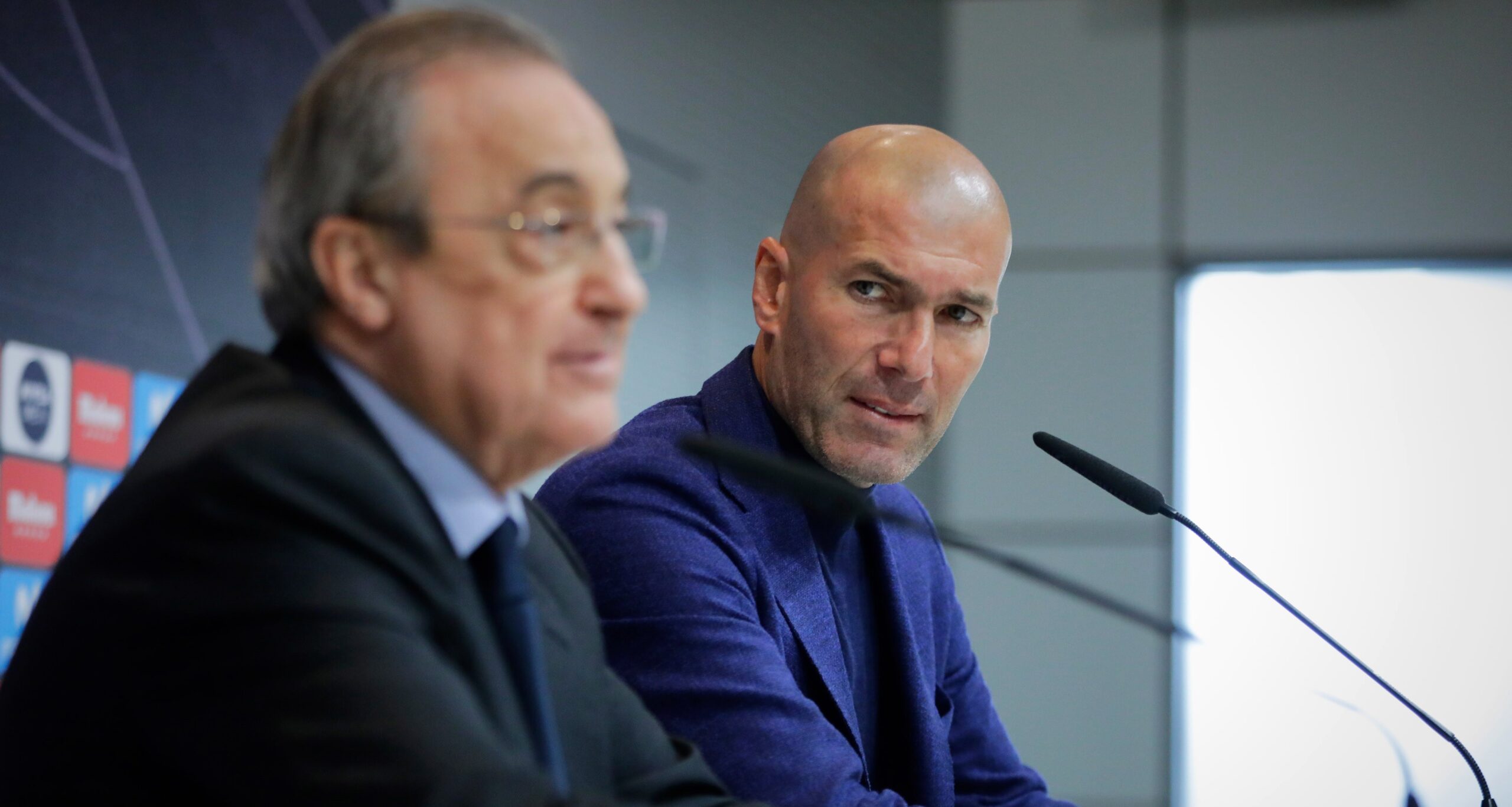 قنابل زيدان الزائفة تنفجر في وجهه 1 article 1567520116 scaled قنابل زيدان الزائفة تنفجر في وجهه