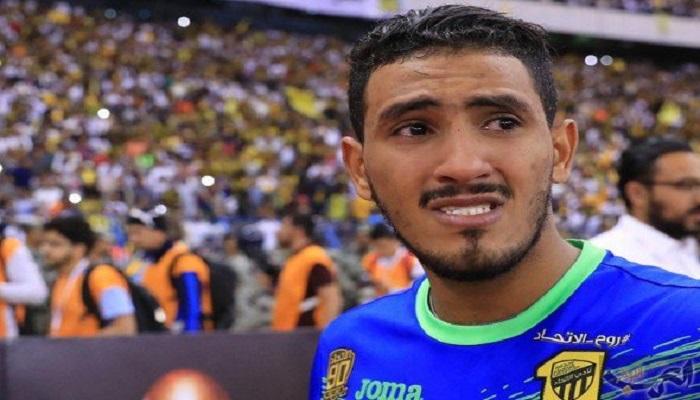 فواز القرني يسب مشجعا اتحاديا انتقده