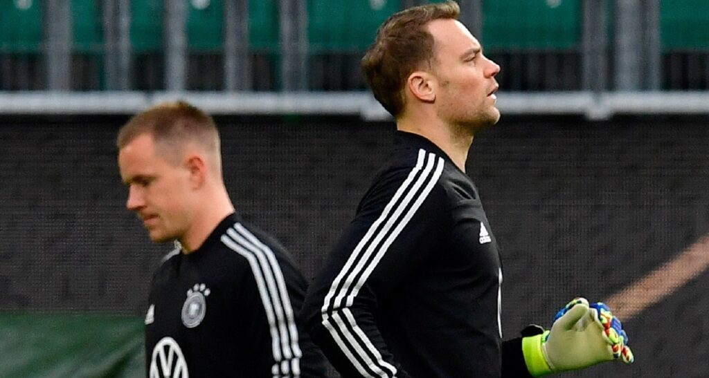 نوير غاضب من تصريحات تير شتيجن ويُذكره بوحدة المانشافت