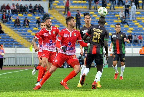 الجامعة تعلن عن موعد إجراء مباراة الوداد والعساكر