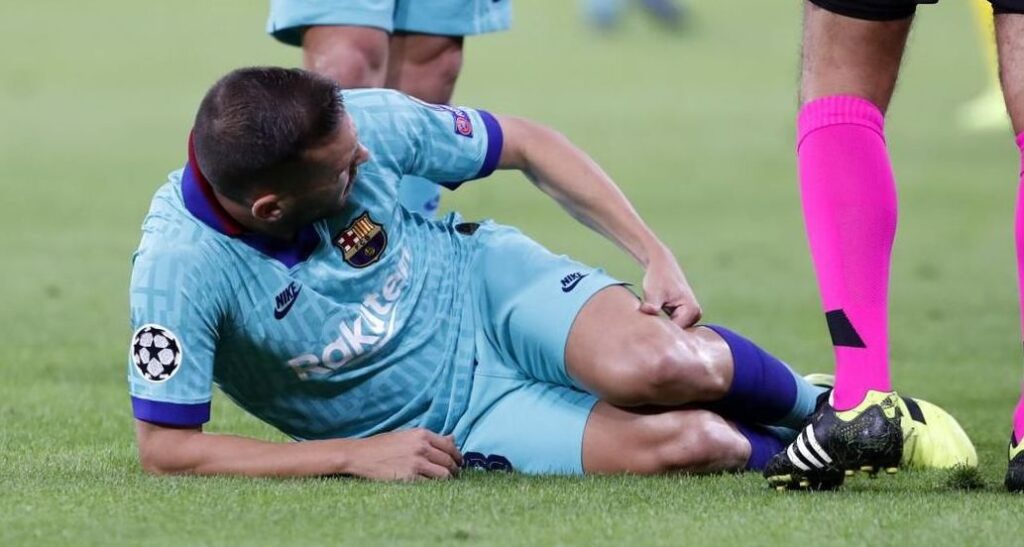 برشلونة يصدر بيانا حول إصابة جوردي ألبا