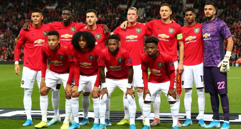 مانشستر يونايتد يخطف فوزا صغيرا في انطلاقة جيدة في الدوري الأوروبي