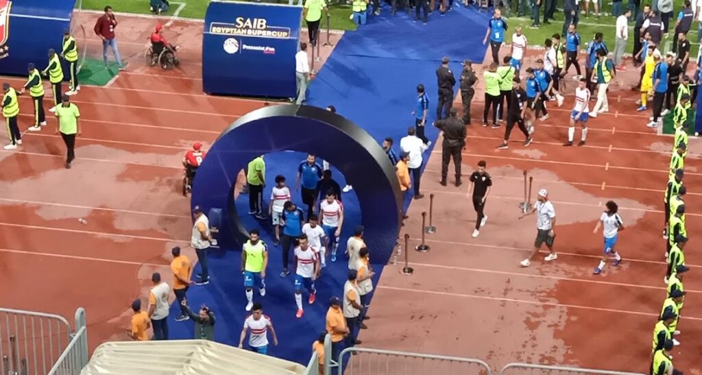 الزمالك يبرر عدم تسلم لاعبيه للميداليات بكأس السوبر المصري