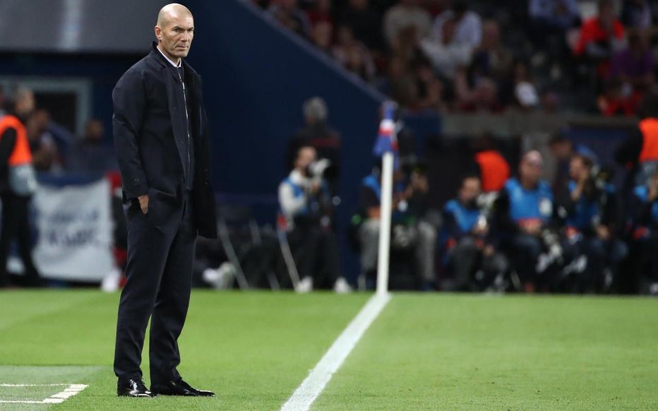 زيدان يرد على أخبار رحيله و عن مسألة تعويضه بمورينهو