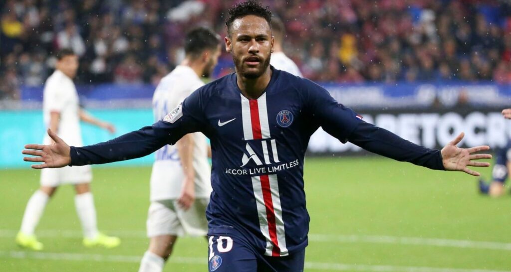 نيمار يعترف بأخطاءه ويستهدف مكانة ميسي