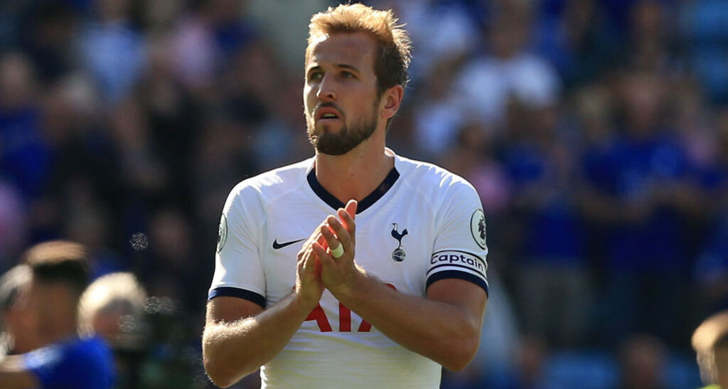 توتنهام يحدد سعرا فلكيا للاستغناء عن هدافه