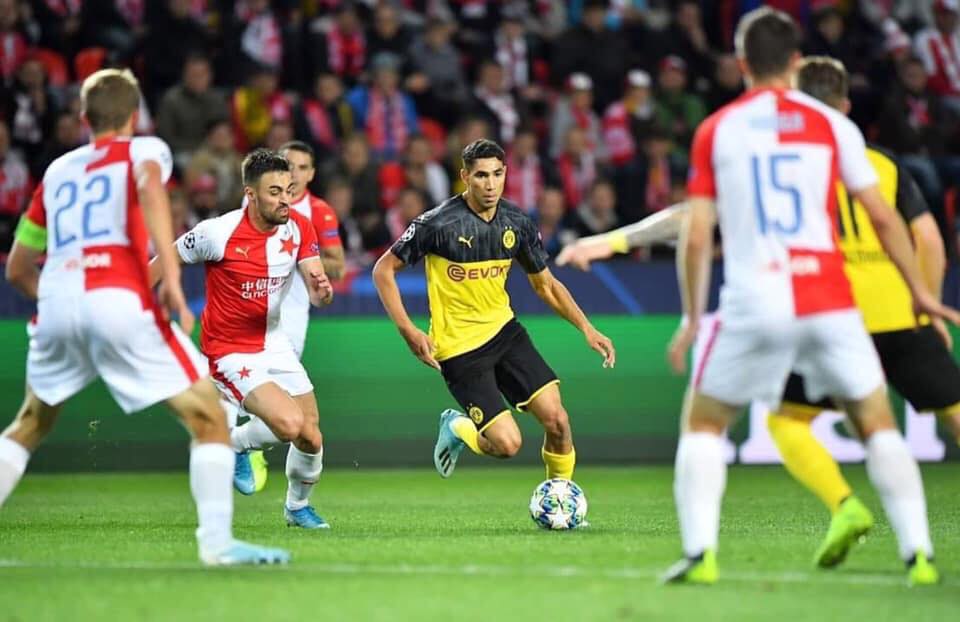 ثنائية حكيمي تقود دورتموند للانتصار على سلافيا براغ