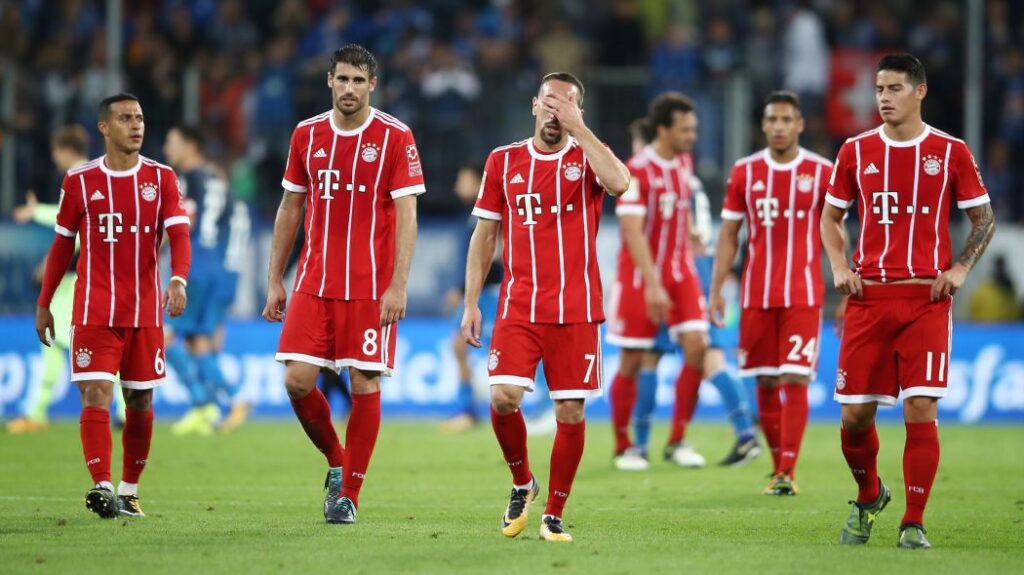 تقديرا لجماهيرها .. إدارة البايرن تمنع لاعبيها من ارتداء رقم 12