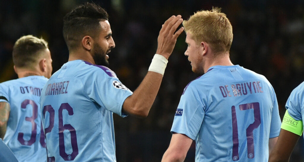 محرز يتفوق على دي بروين و ستيرلينج ويتوج بجائزة أفضل لاعب في مانشستر سيتي لهذا الشهر