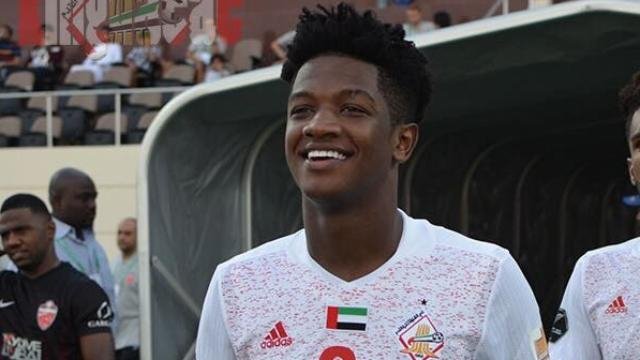 توقيف ماجد سرور 5 مباريات لعدم التزامه مع منتخب الإمارات