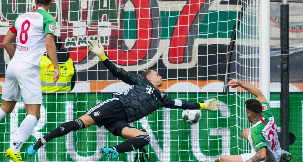 أوجسبورج يخطف تعادلا قاتلا ويمنع بايرن من صدارة البوندسليجا