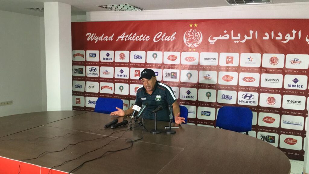 الصديقي: “الحكم أخطأ بمنح ضربة جزاء خيالية للوداد و لو كان ‘الڤار’ لطُرد باباتوندي”